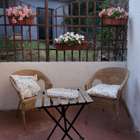 Casa Di Canfreo Lari Luaran gambar